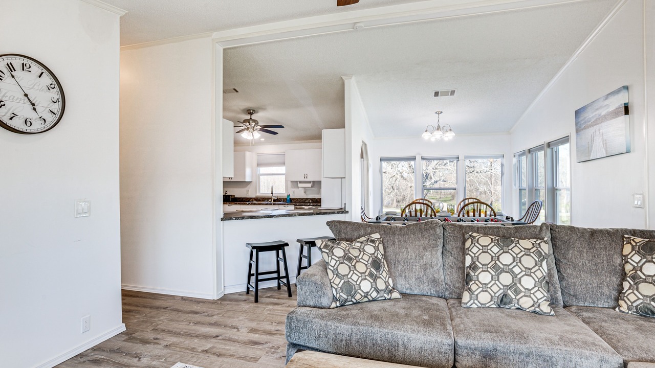 Photo of Livingroom in Trinity