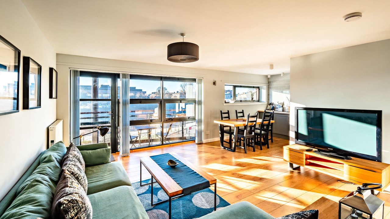 Photo of Livingroom in City Centre Glasgow
