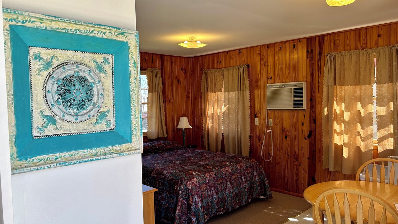 Photo of Bedroom in Bull Shoals