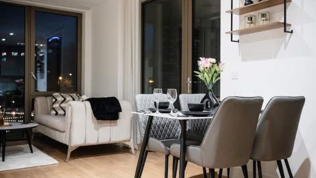 Photo of Others in Poplar