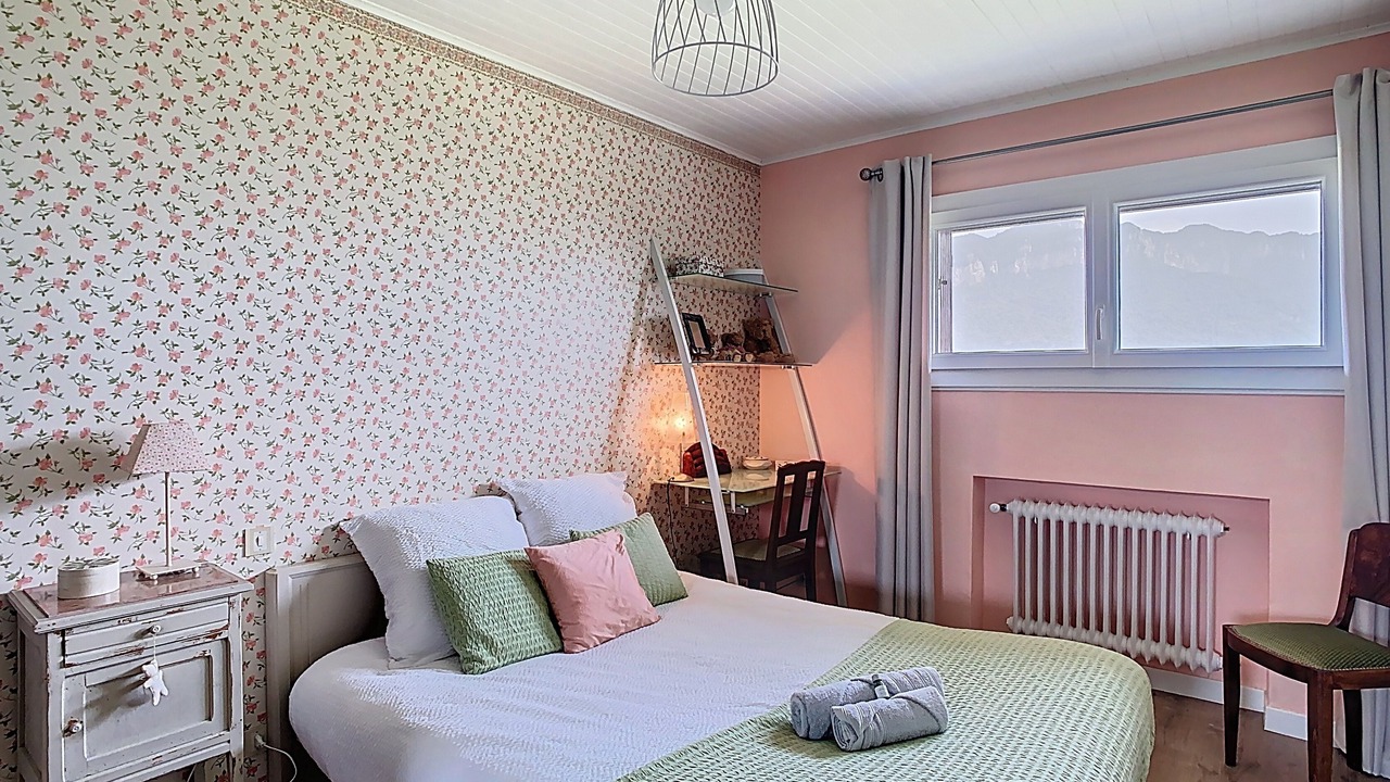 Photo of Bedroom in Saint-Laurent-du-Pont