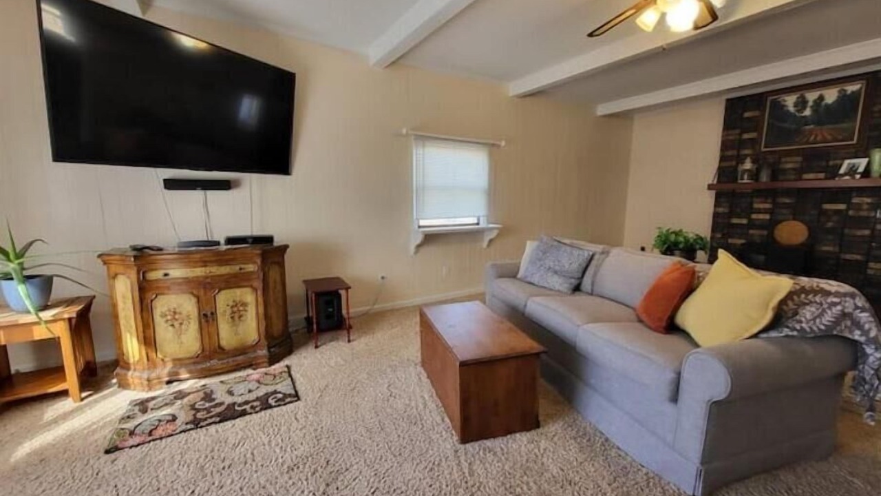 Photo of Livingroom in Columbus
