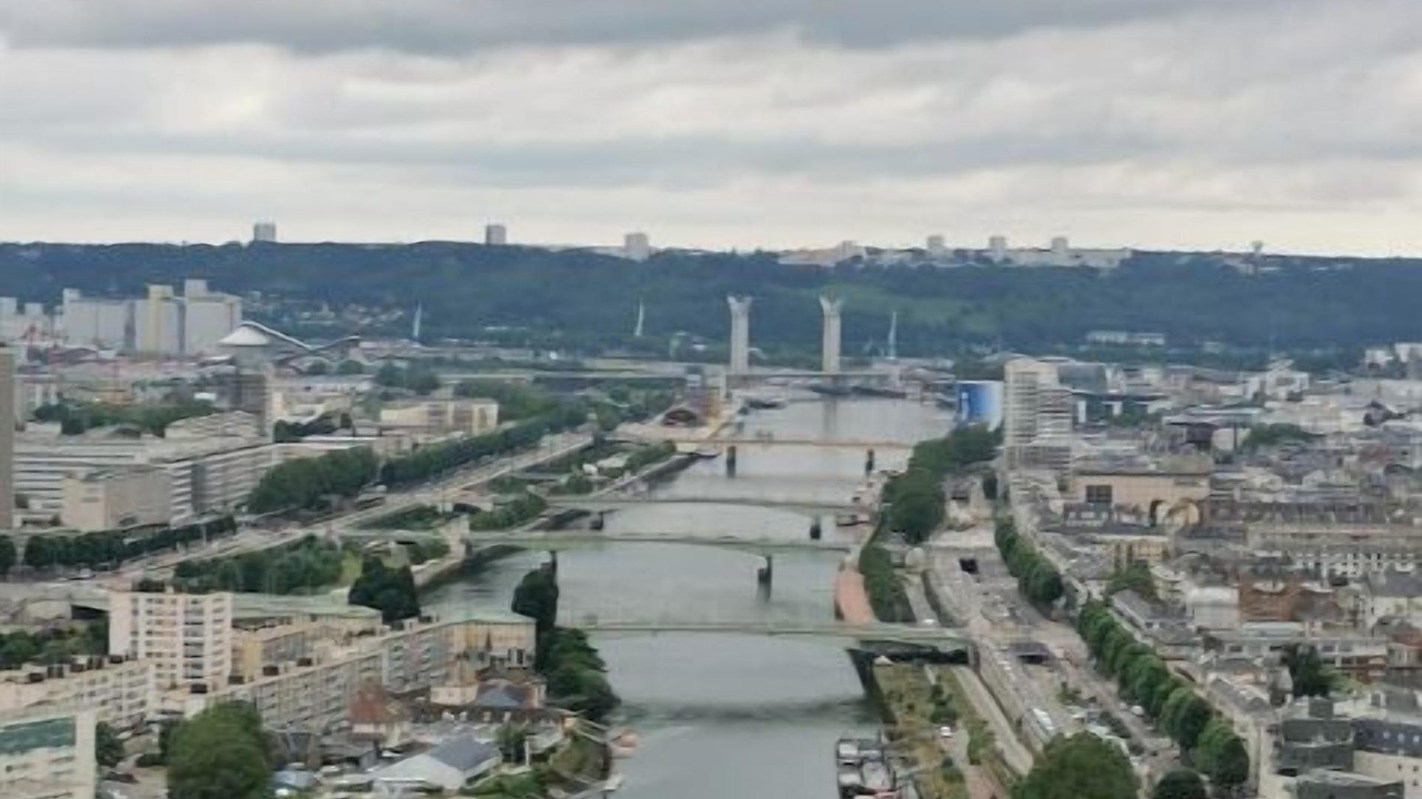Photo of Outdoor in Deville-les-Rouen
