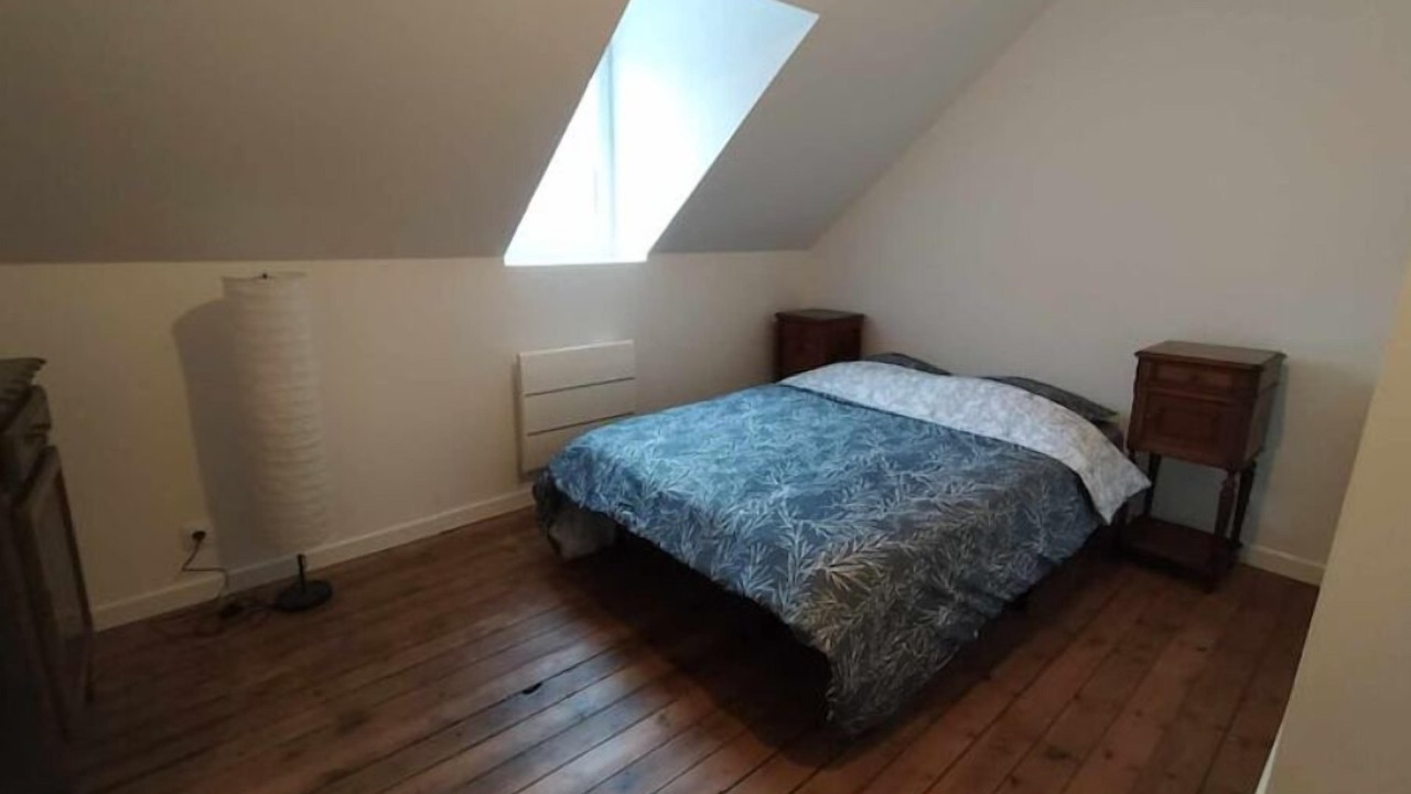Photo of Bedroom in Deville-les-Rouen