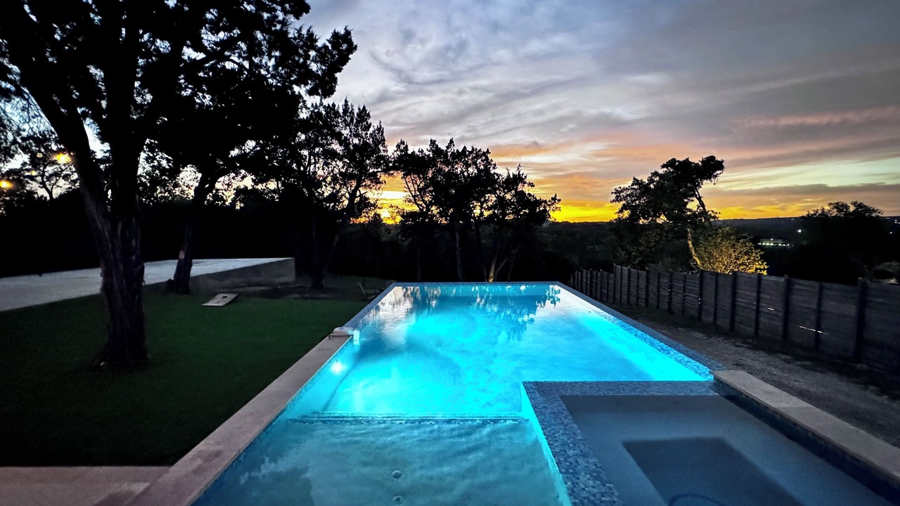 Photo of Outdoor in Sunset Valley