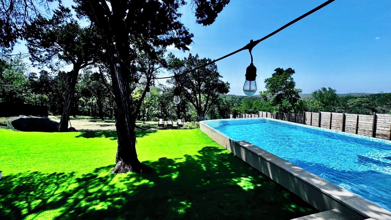 Photo of Outdoor in Sunset Valley