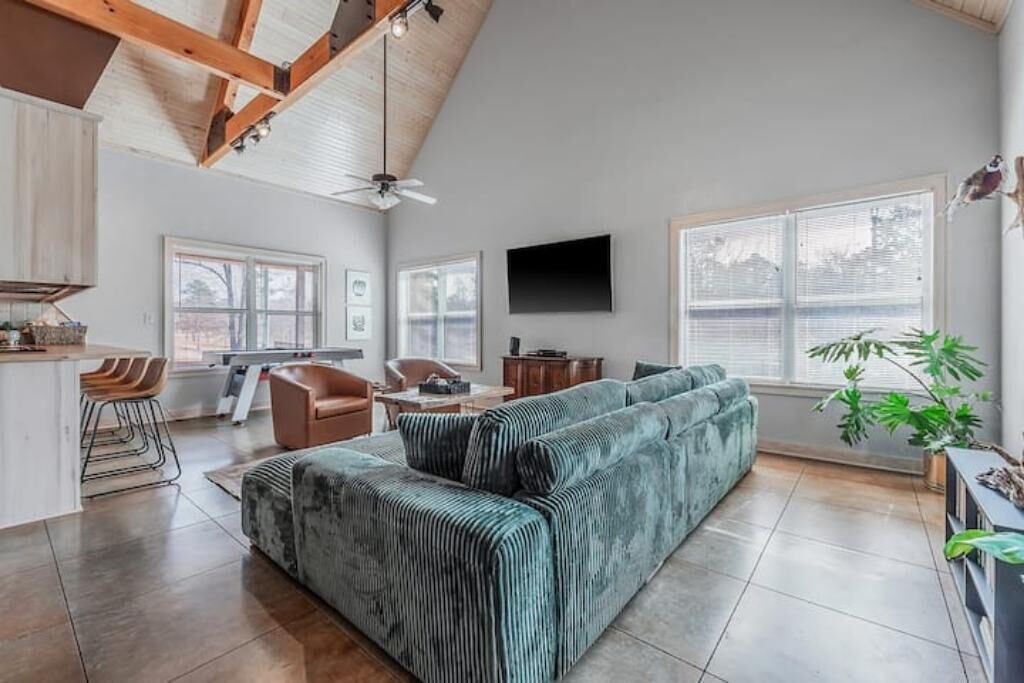 Photo of Livingroom in Quitman