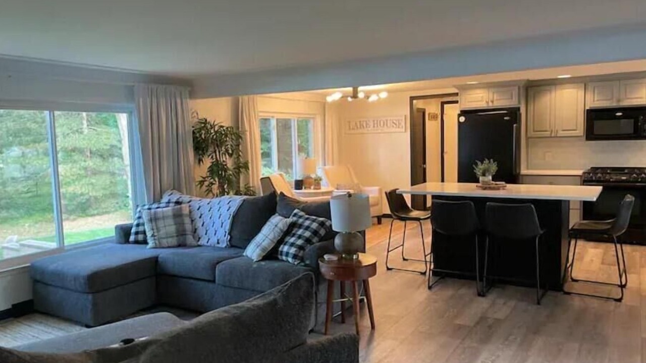 Photo of Livingroom in Harrison