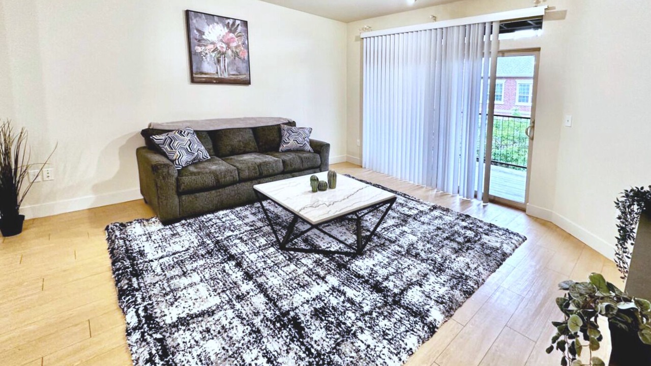 Photo of Livingroom in Lone Tree