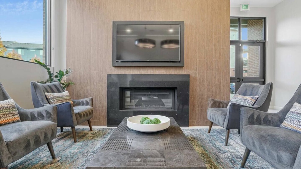 Photo of Livingroom in Lone Tree