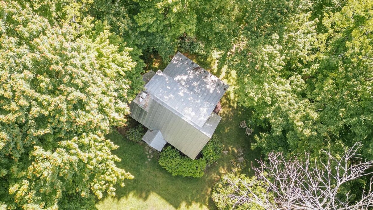 Photo of Outdoor in Lansing