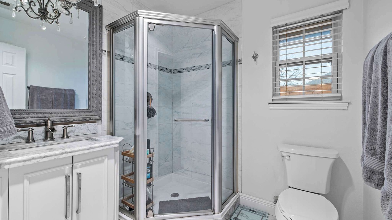 Photo of Bathroom in West Oak Hill