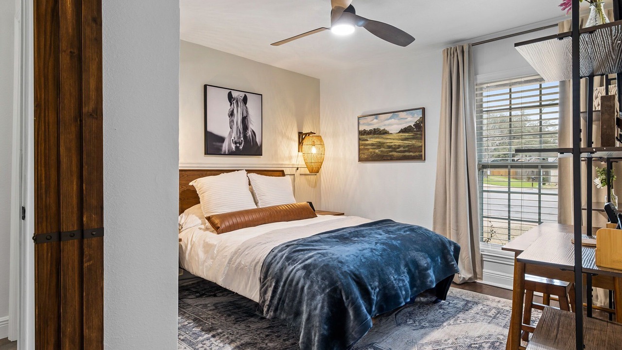 Photo of Bedroom in West Oak Hill