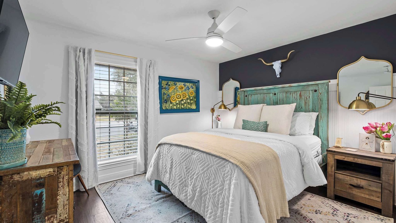 Photo of Bedroom in West Oak Hill