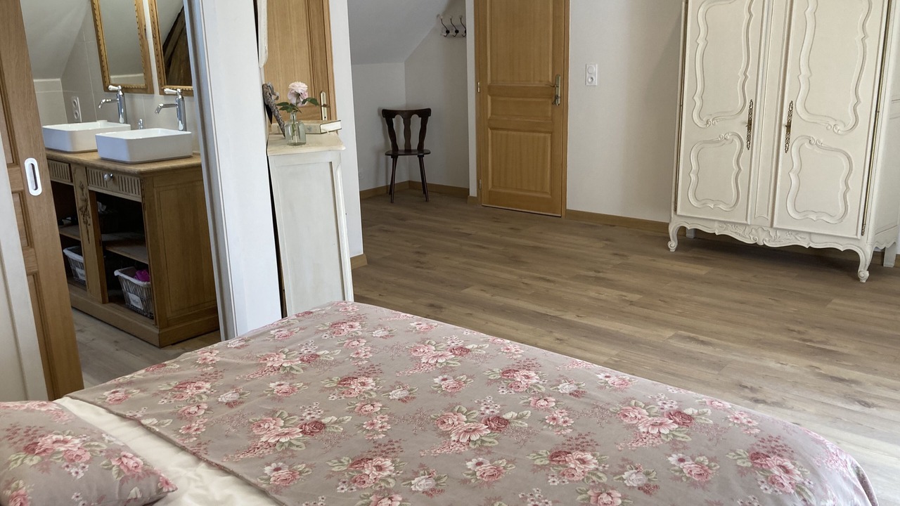 Photo of Bedroom in Malansac