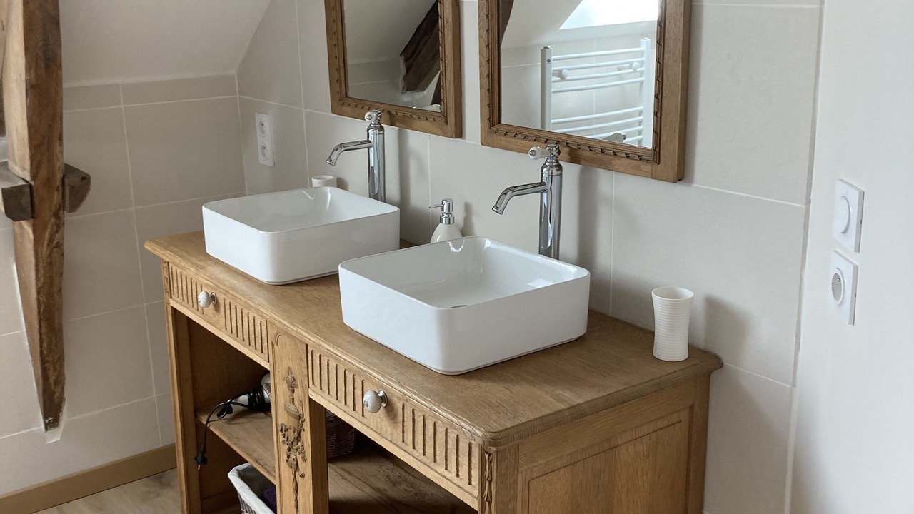 Photo of Bathroom in Malansac