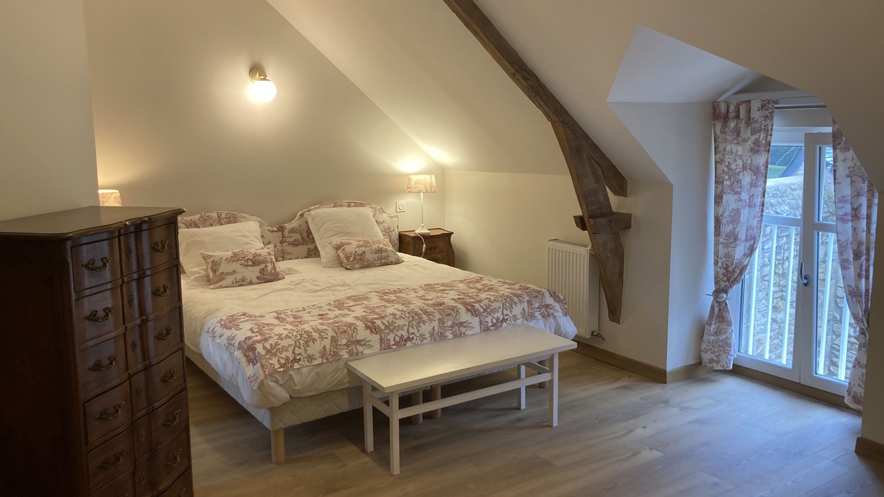 Photo of Bedroom in Malansac
