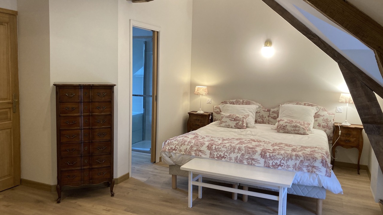 Photo of Bedroom in Malansac