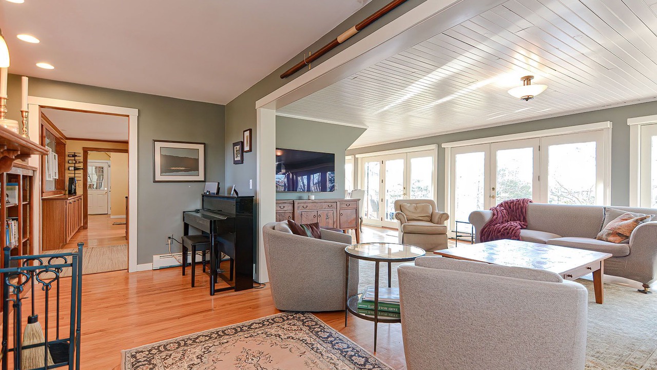 Photo of Bedroom in Gloucester