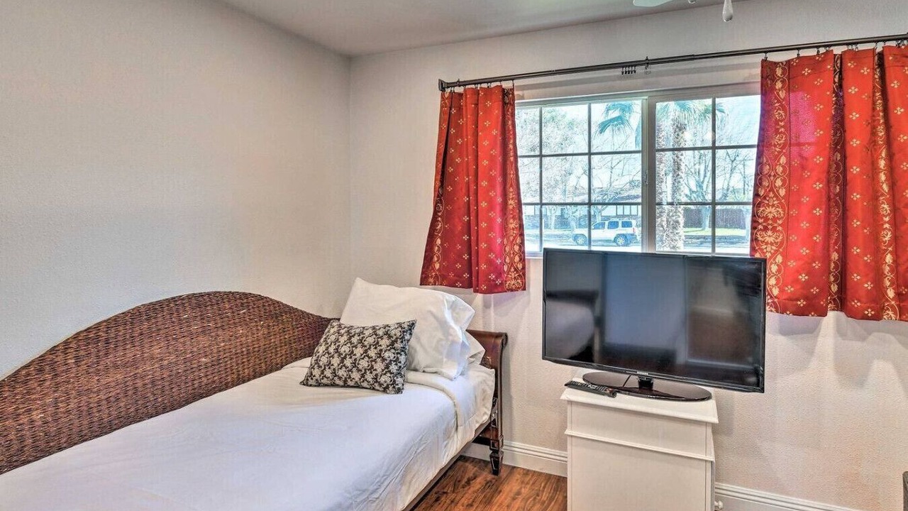 Photo of Bedroom in Glen Heather Estates