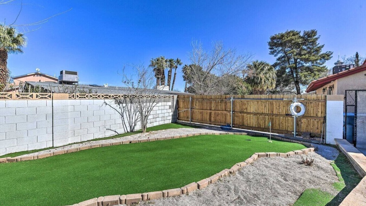 Photo of Outdoor in Glen Heather Estates