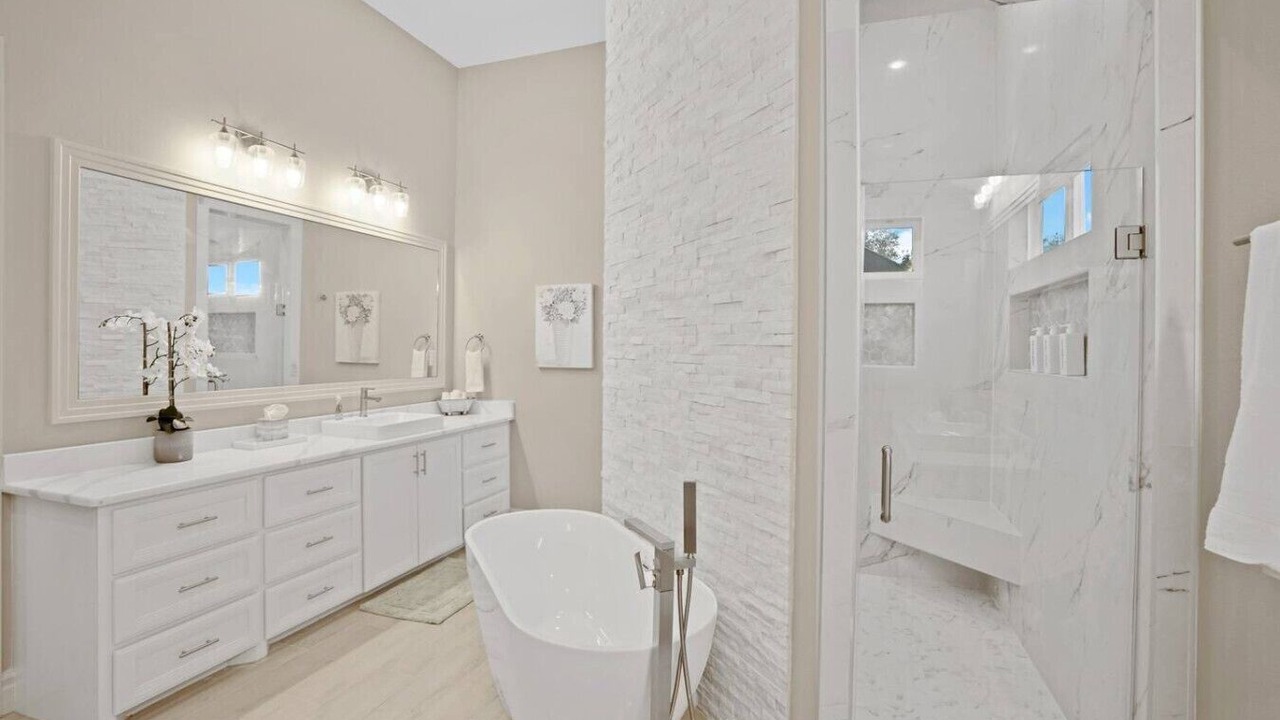 Photo of Bathroom in Calallen