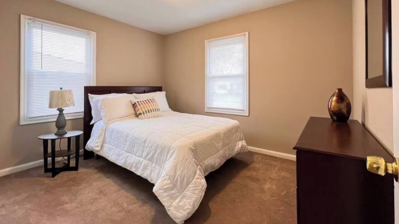 Photo of Bedroom in Newport News