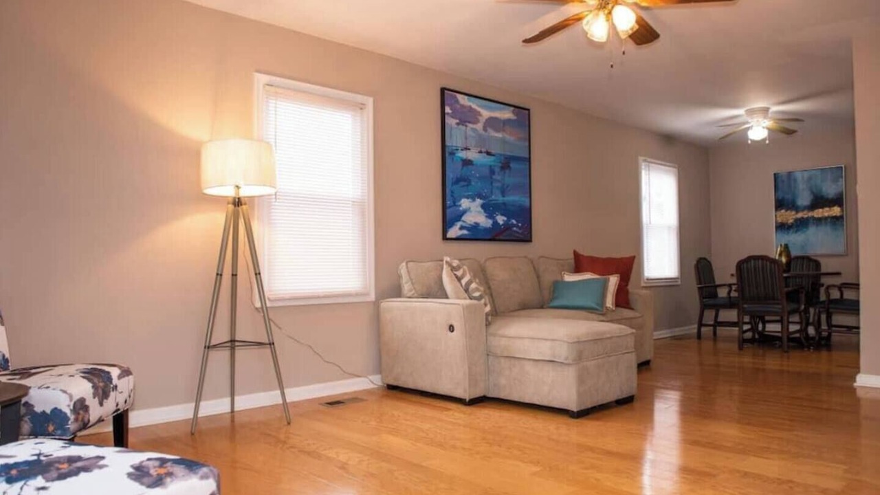 Photo of Livingroom in Newport News