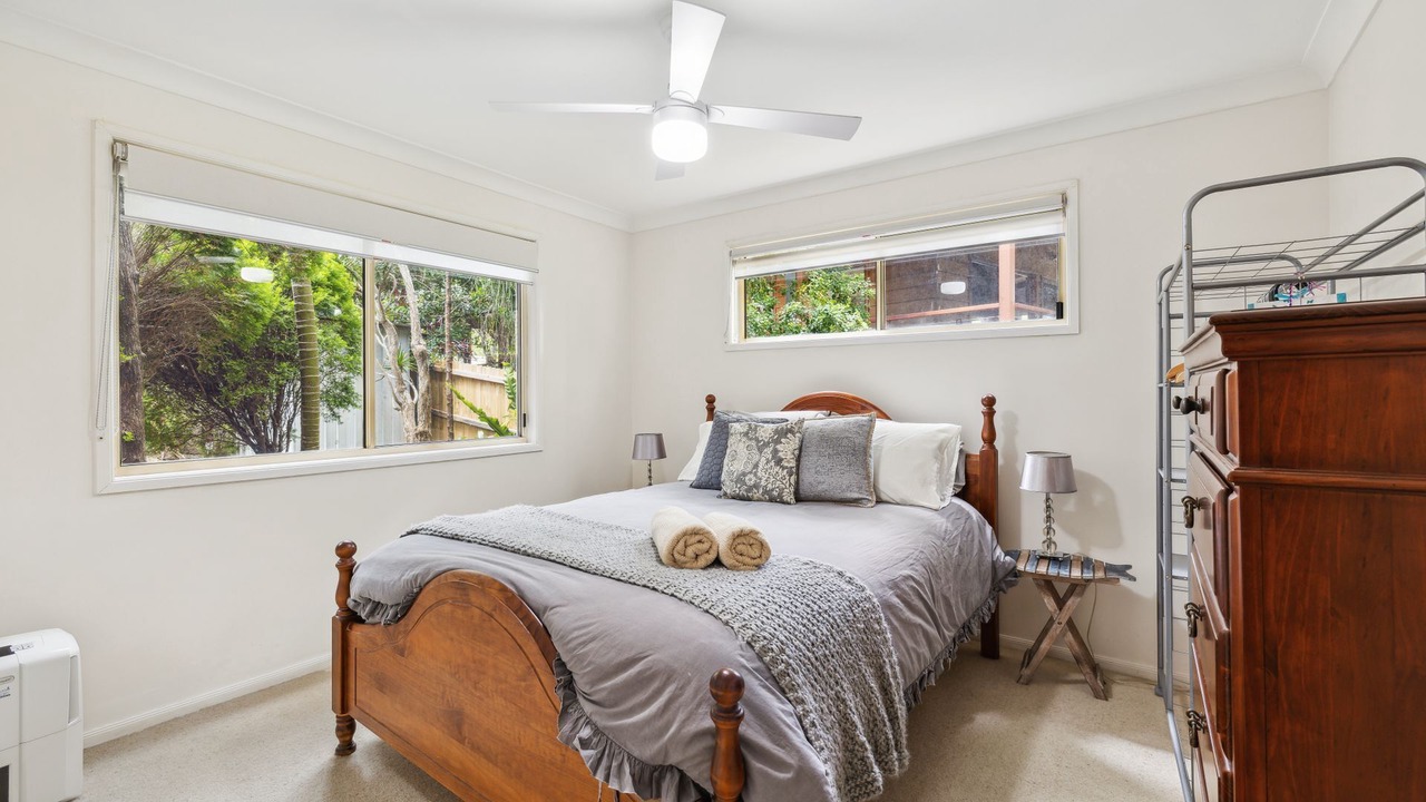 Photo of Bedroom in Safety Beach