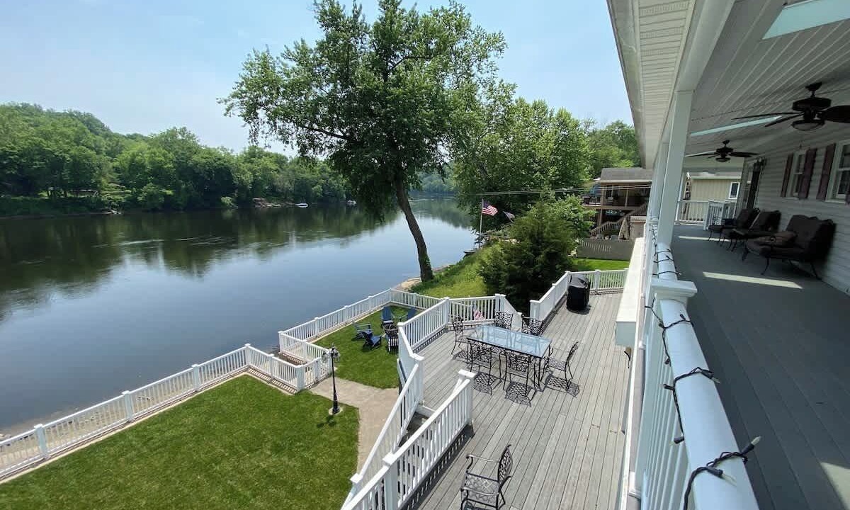Photo of Patio Balcony in Martins Creek