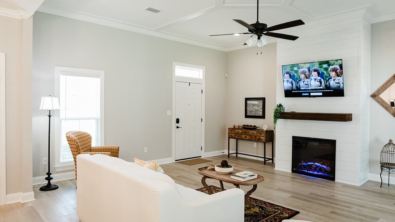 Photo of Livingroom in Hahira