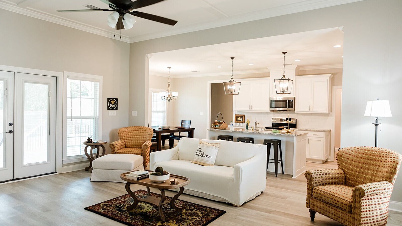 Photo of Livingroom in Hahira