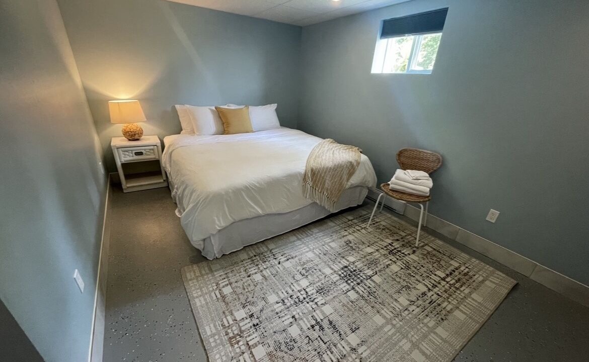 Photo of Bedroom in L'Isle-aux-Allumettes