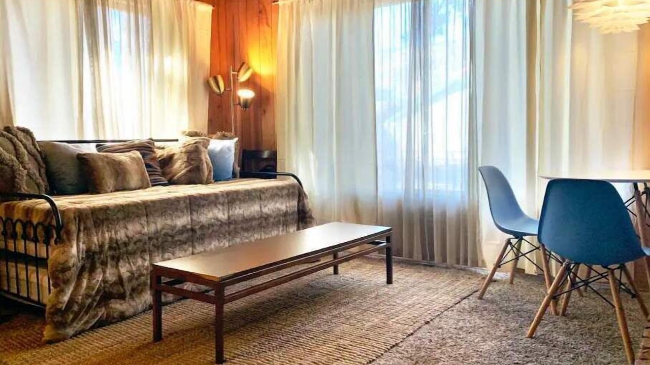 Photo of Livingroom in Big Bear