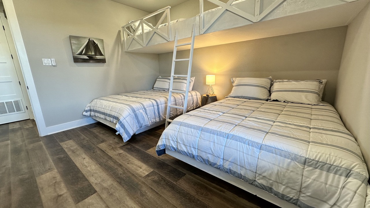 Photo of Bedroom in Graford