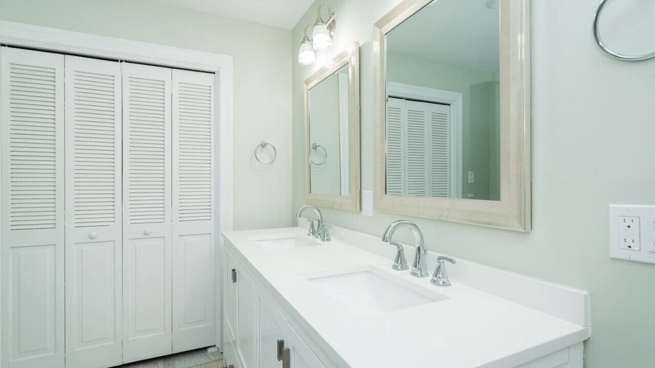 Photo of Bathroom in North Garrett Road