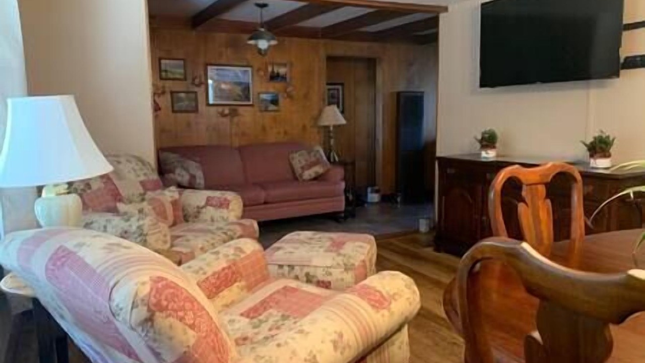 Photo of Bedroom in Scott Depot