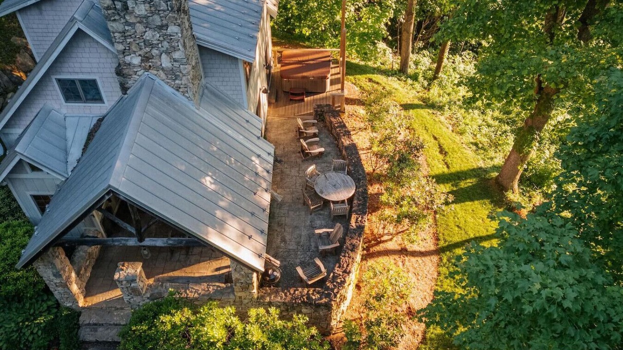 Photo of Outdoor in Lansing