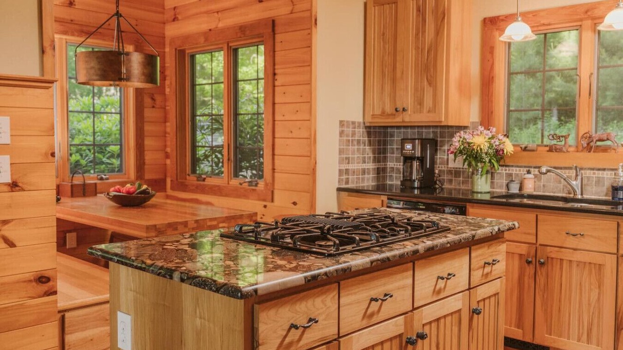 Photo of Kitchen in Lansing