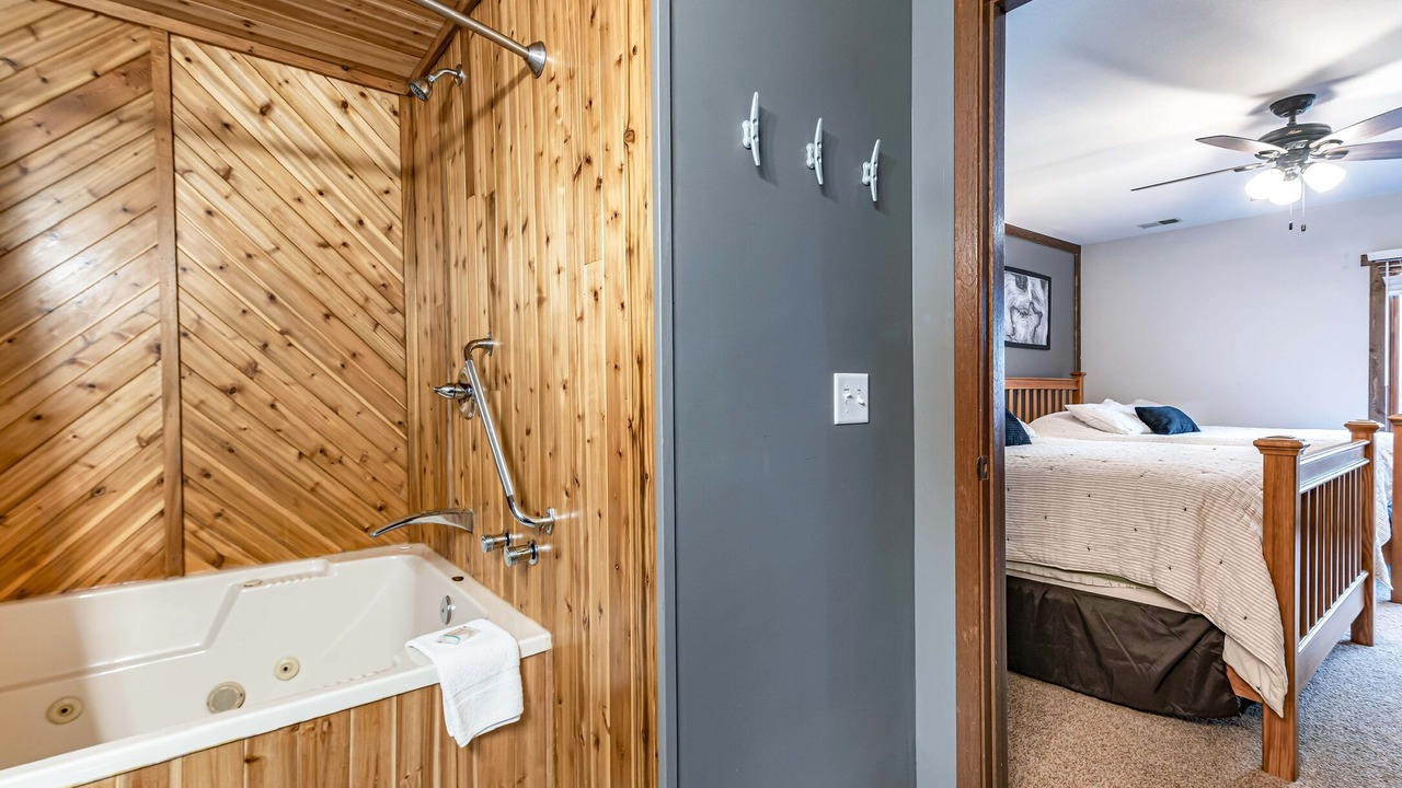 Photo of Bathroom in Lake Delton