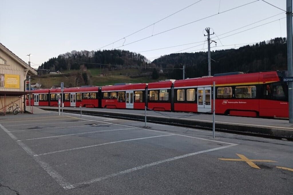 Photo of Others in Buehler