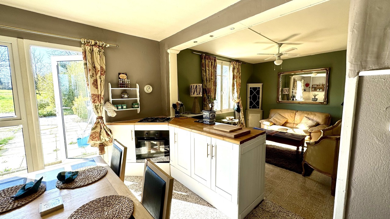 Photo of Livingroom in Saint-Pierre-le-Moutier