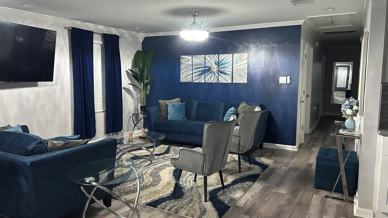Photo of Livingroom in Kenner - Louis Armstrong International Airport