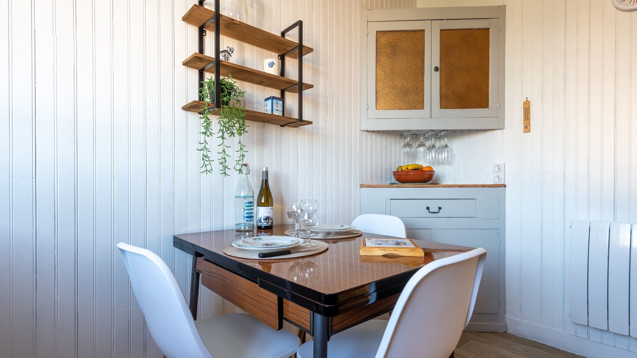 Photo of Others in Ault