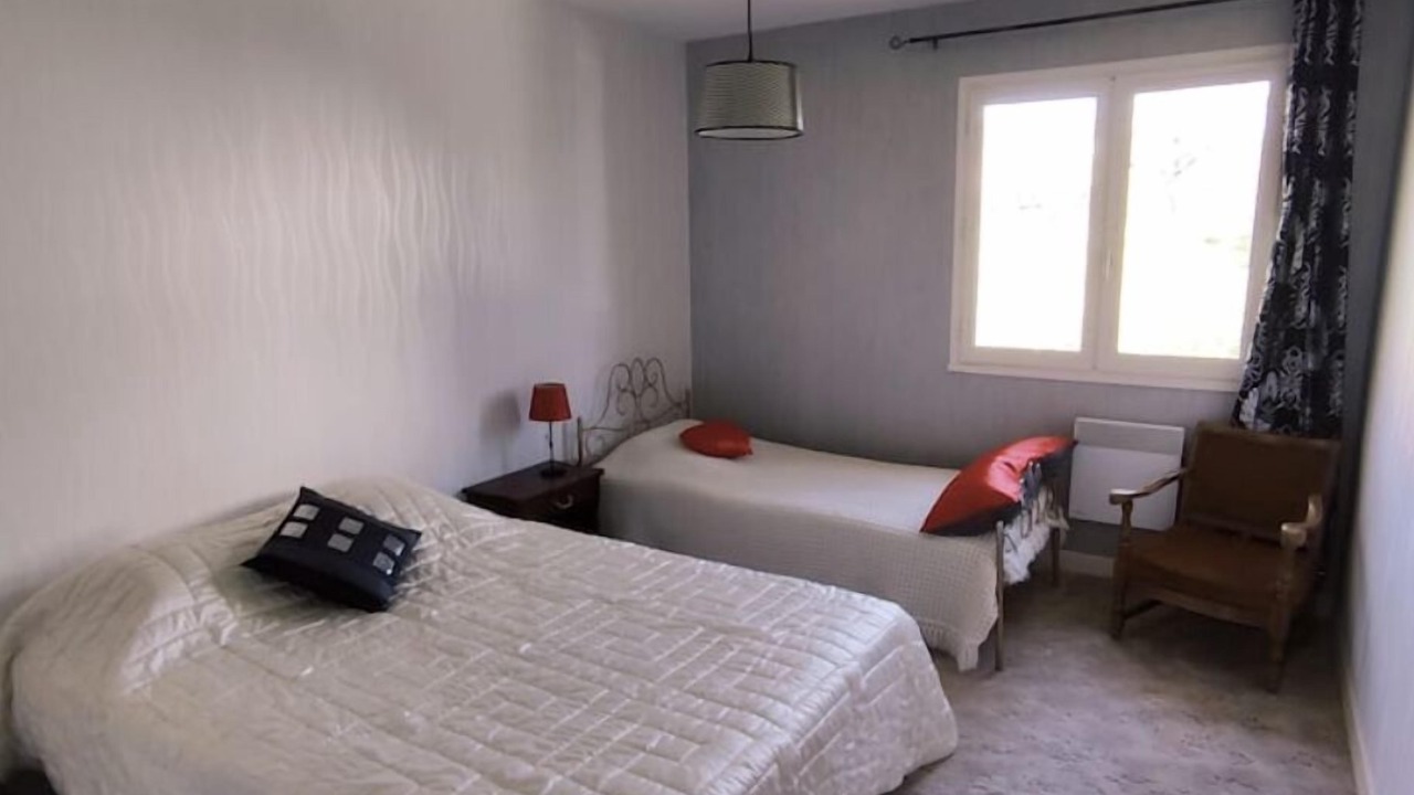 Photo of Bedroom in Lanobre