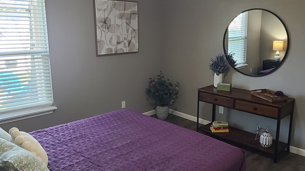 Photo of Bedroom in Junction
