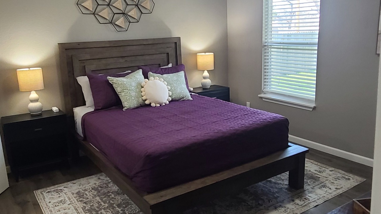 Photo of Bedroom in Junction