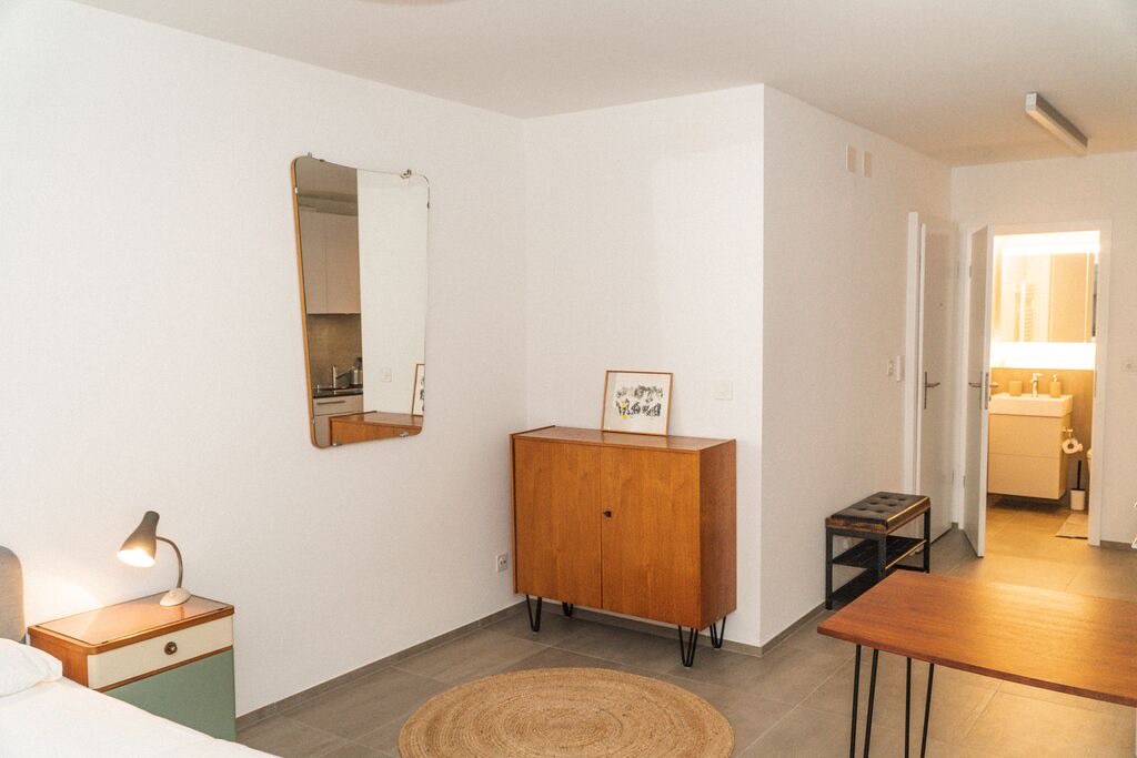 Photo of Bedroom in Iselin