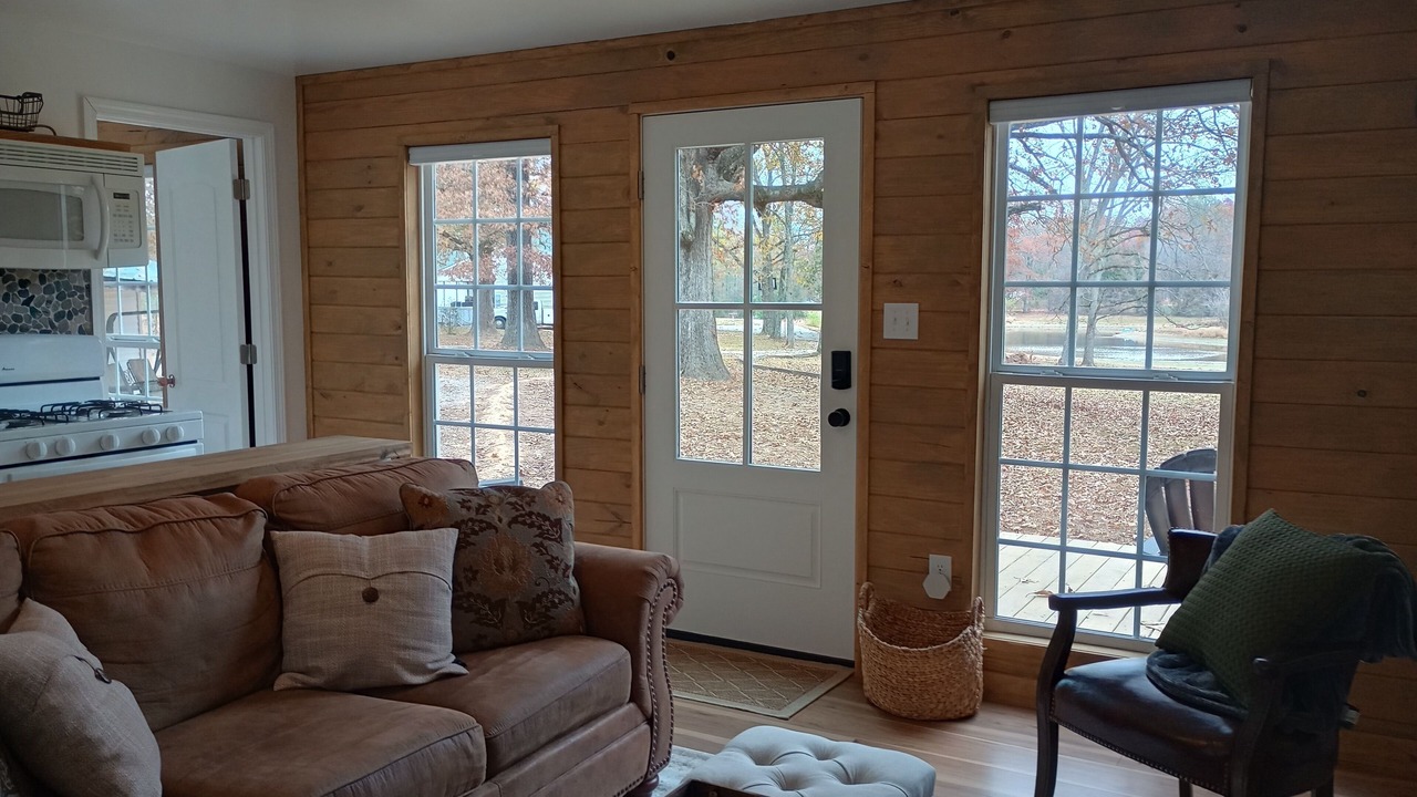Photo of Livingroom in Adamsville