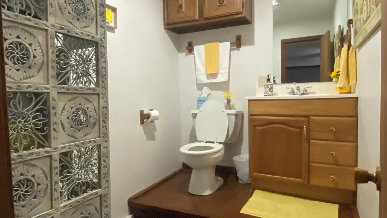 Photo of Bathroom in Donner